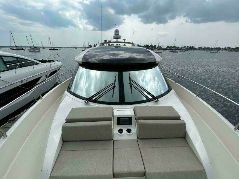 52ft Carver Yacht For Sale