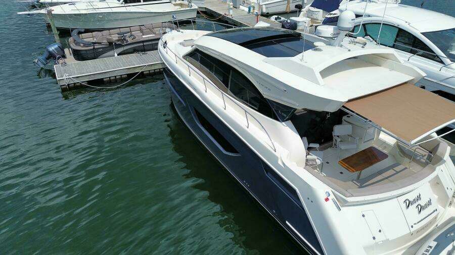 52ft Carver Yacht For Sale
