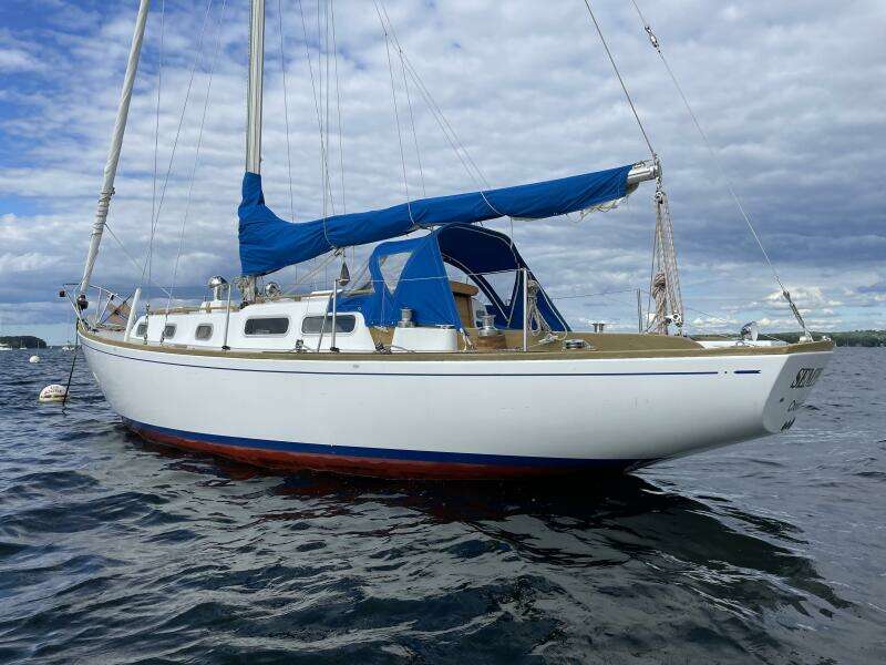 SEMPER FI 33ft Allied Yacht For Sale