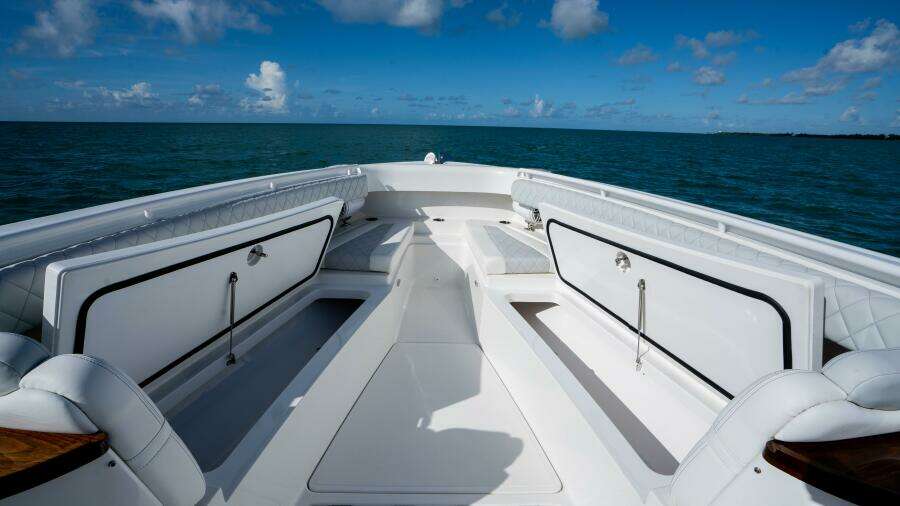 EXECUTIVE DECISION 53ft HCB Yacht For Sale