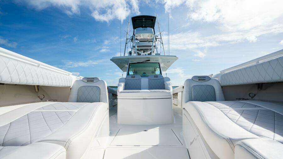EXECUTIVE DECISION 53ft HCB Yacht For Sale