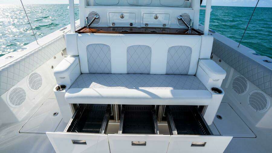 EXECUTIVE DECISION 53ft HCB Yacht For Sale