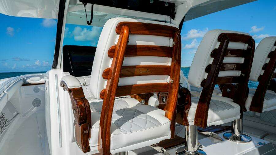 EXECUTIVE DECISION 53ft HCB Yacht For Sale