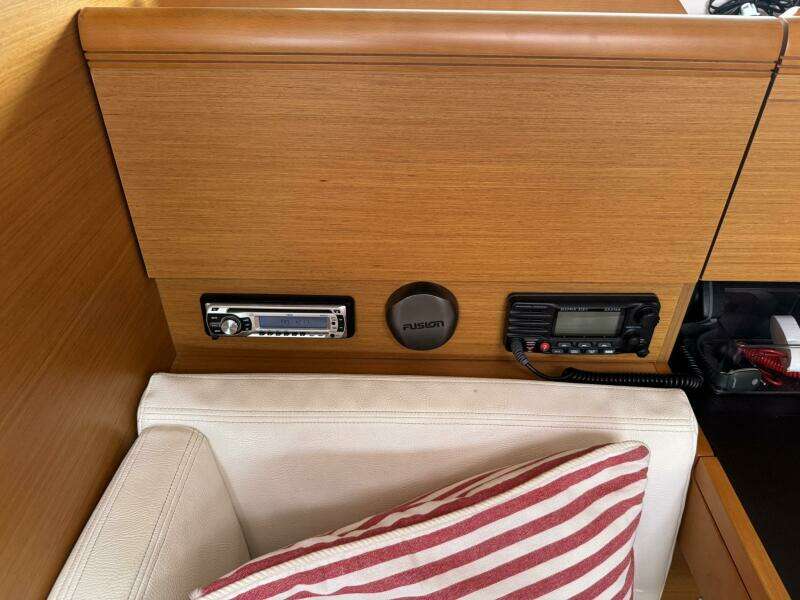 KAiROS 40ft Jeanneau Yacht For Sale