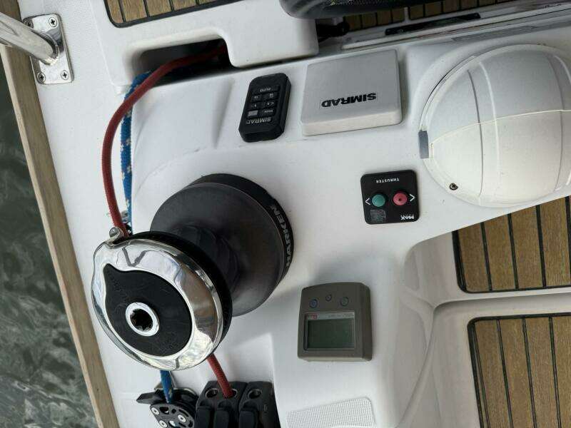 KAiROS 40ft Jeanneau Yacht For Sale