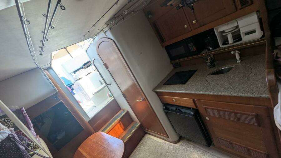 Lucky Dog 30ft Rampage Yacht For Sale