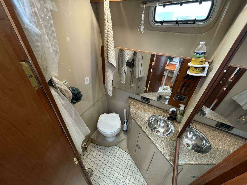 Lucky Dog 30ft Rampage Yacht For Sale