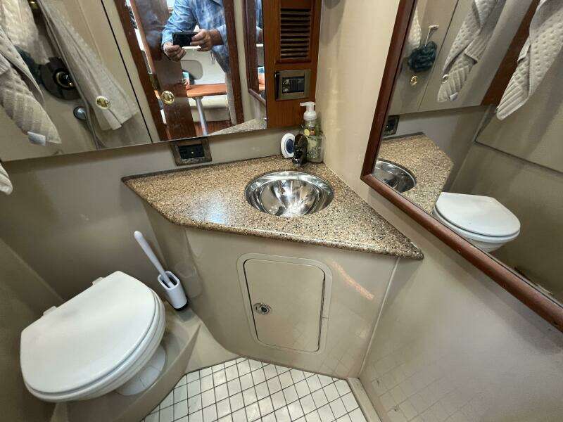 Lucky Dog 30ft Rampage Yacht For Sale