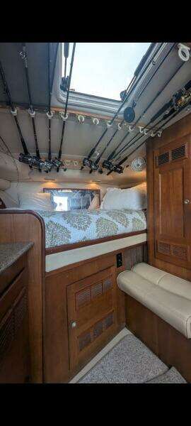Lucky Dog 30ft Rampage Yacht For Sale