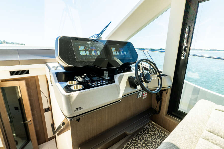 56ft Galeon Yacht For Sale