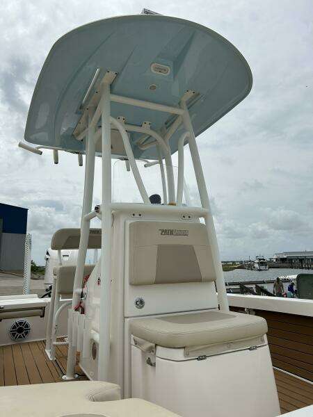 24ft Pathfinder Yacht For Sale