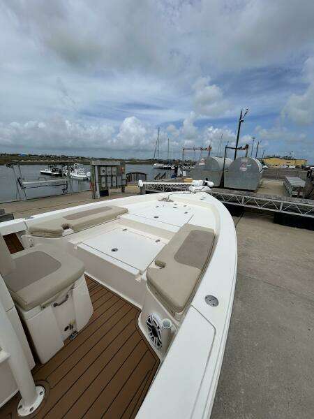 24ft Pathfinder Yacht For Sale