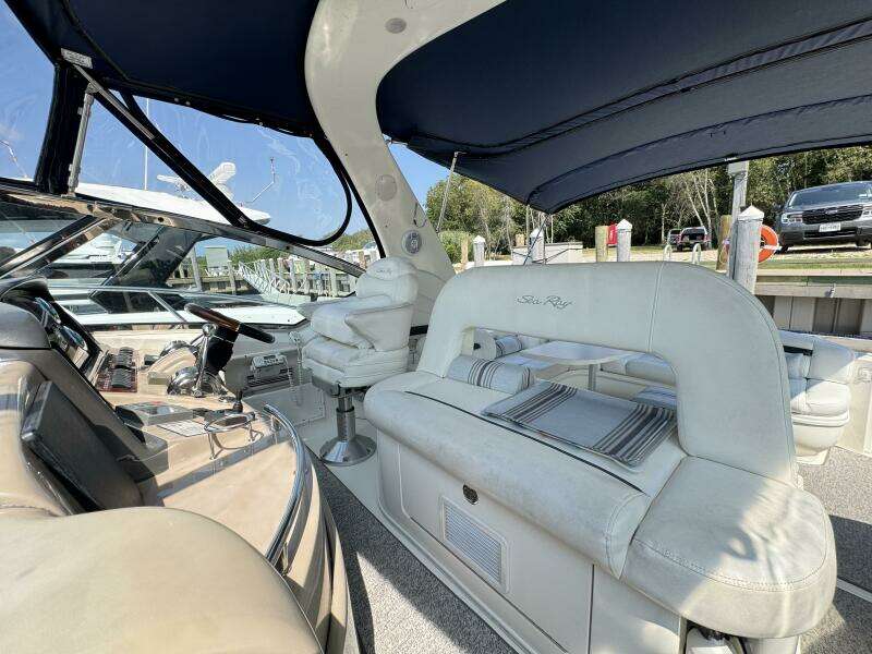 Grand Bleu 42ft Sea Ray Yacht For Sale