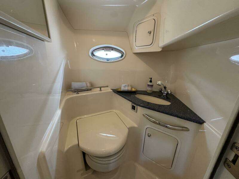 Grand Bleu 42ft Sea Ray Yacht For Sale