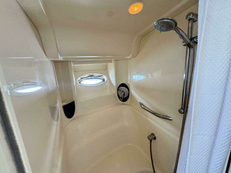 Grand Bleu 42ft Sea Ray Yacht For Sale