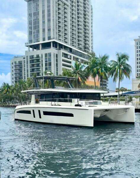 Alva OE 54 Starboard Profile
