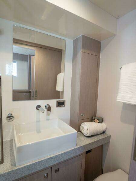 Alva OE 54 Port Forward Ensuite