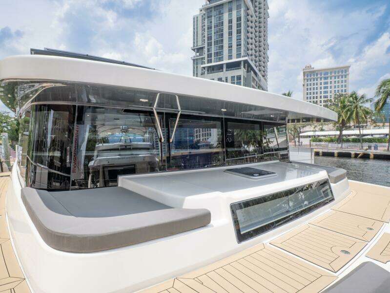 Alva OE 54 Bow Recessed Seating