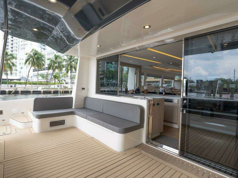 Alva OE 54 Cockpit LShaped Seating With Galley Open