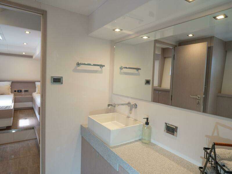 Alva OE 54 VIP Ensuite Vanity