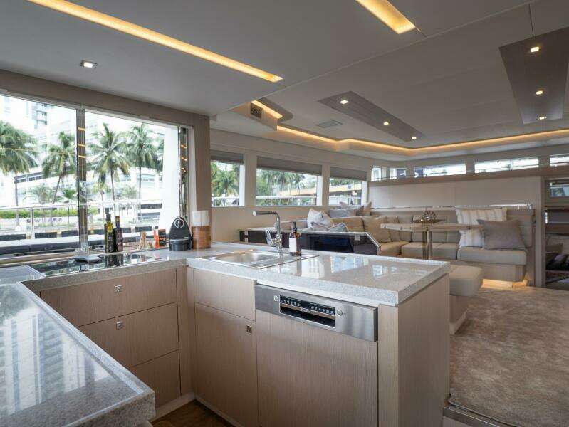 Alva OE 54 Galley Entry