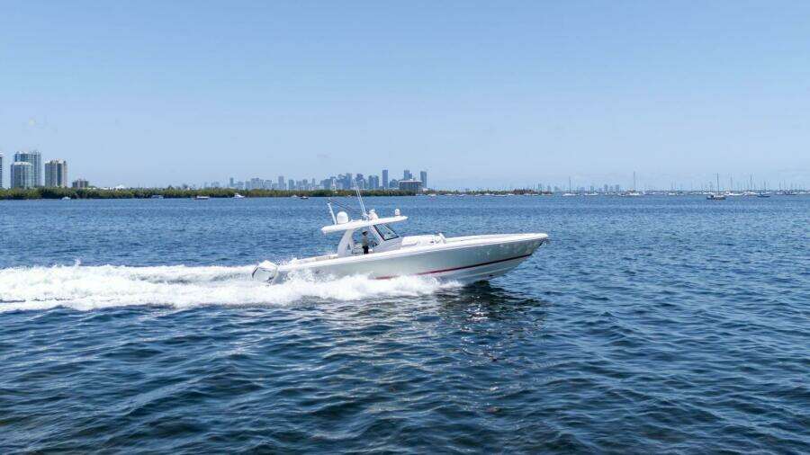 40ft Intrepid Yacht For Sale