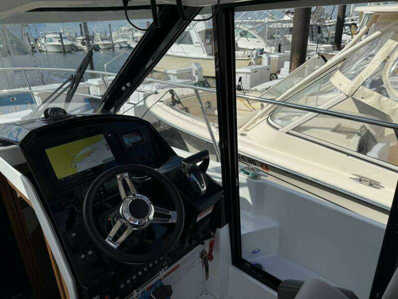 PISCES 29ft Jeanneau Yacht For Sale