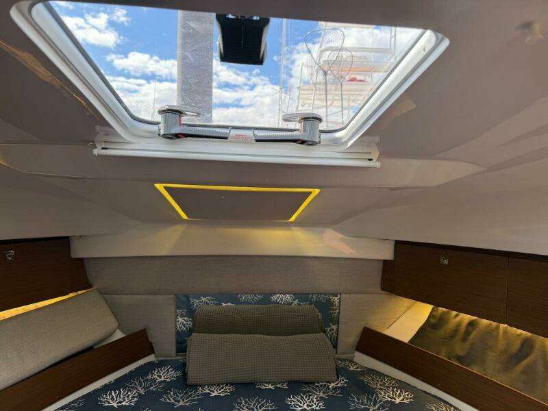 PISCES 29ft Jeanneau Yacht For Sale