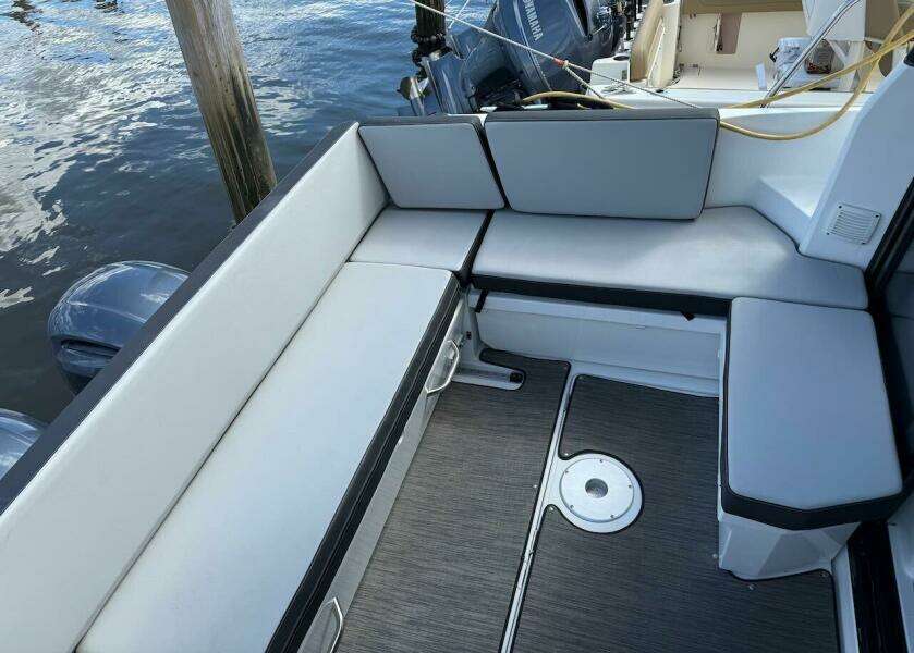 PISCES 29ft Jeanneau Yacht For Sale