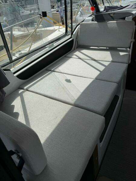 PISCES 29ft Jeanneau Yacht For Sale