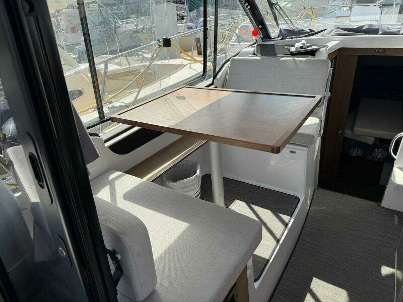 PISCES 29ft Jeanneau Yacht For Sale