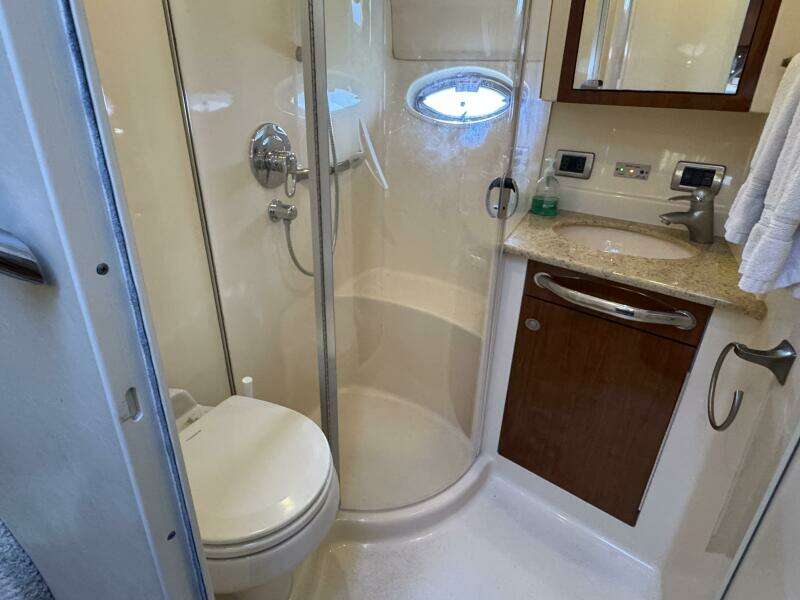 39ft Sea Ray Yacht For Sale