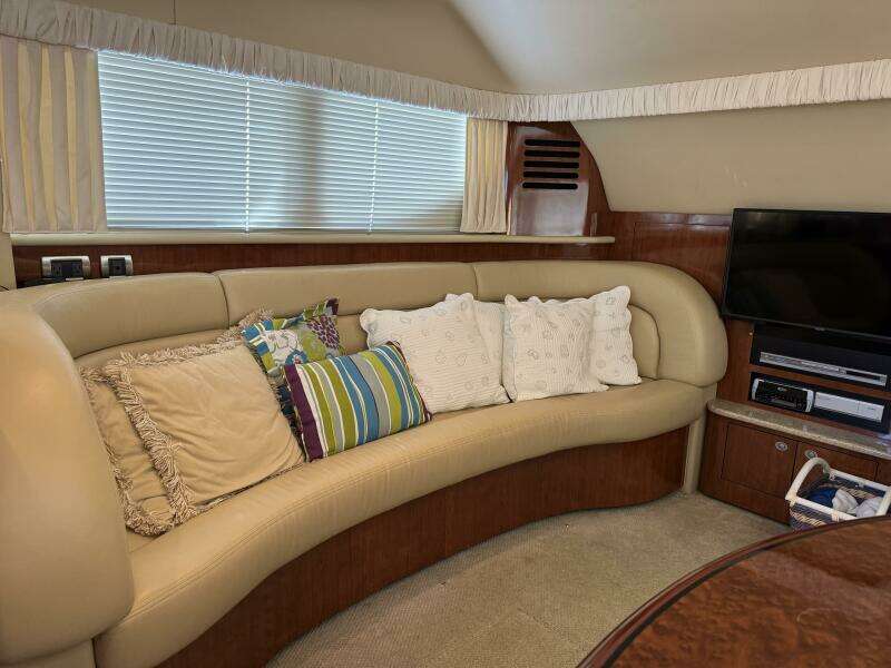 39ft Sea Ray Yacht For Sale