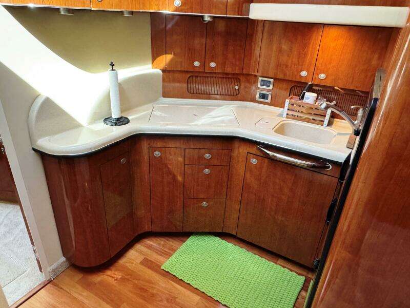 39ft Sea Ray Yacht For Sale