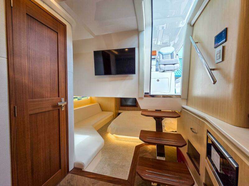 50ft Regal Yacht For Sale