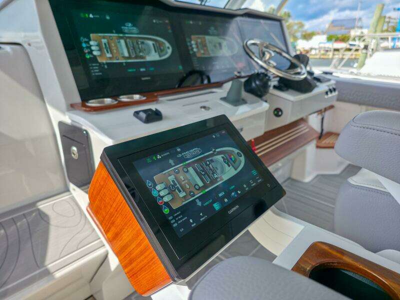 50ft Regal Yacht For Sale
