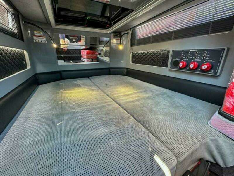 31ft Brabus Yacht For Sale