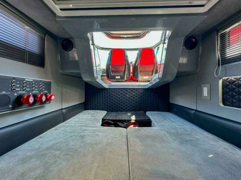 31ft Brabus Yacht For Sale