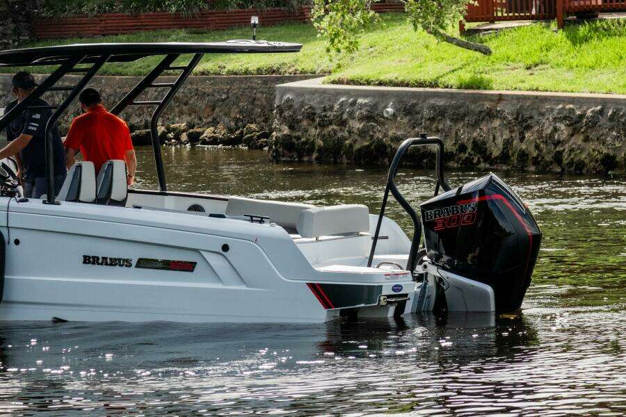 26ft Brabus Yacht For Sale
