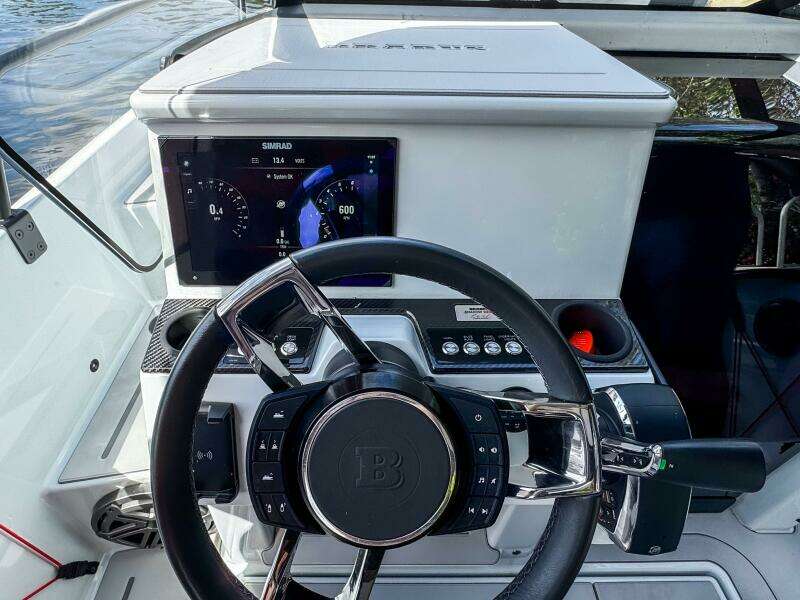 26ft Brabus Yacht For Sale