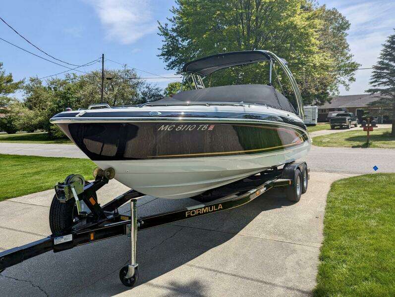 24ft Formula Yacht For Sale