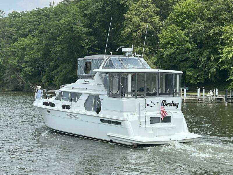 44ft Carver Yacht For Sale