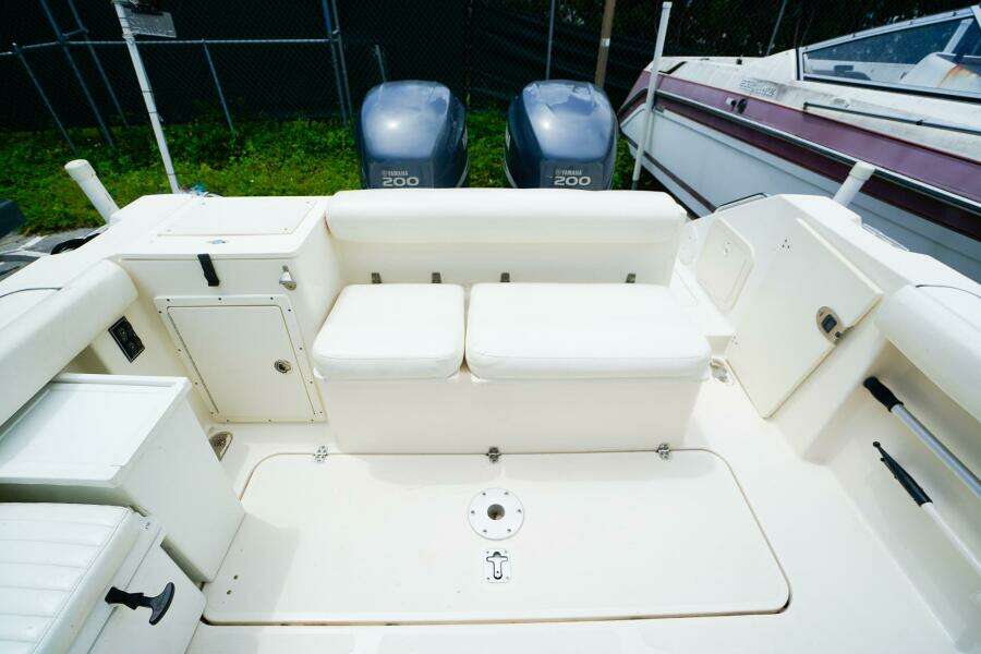 26ft Pursuit Yacht For Sale
