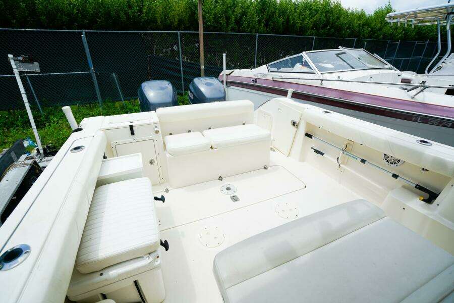 26ft Pursuit Yacht For Sale