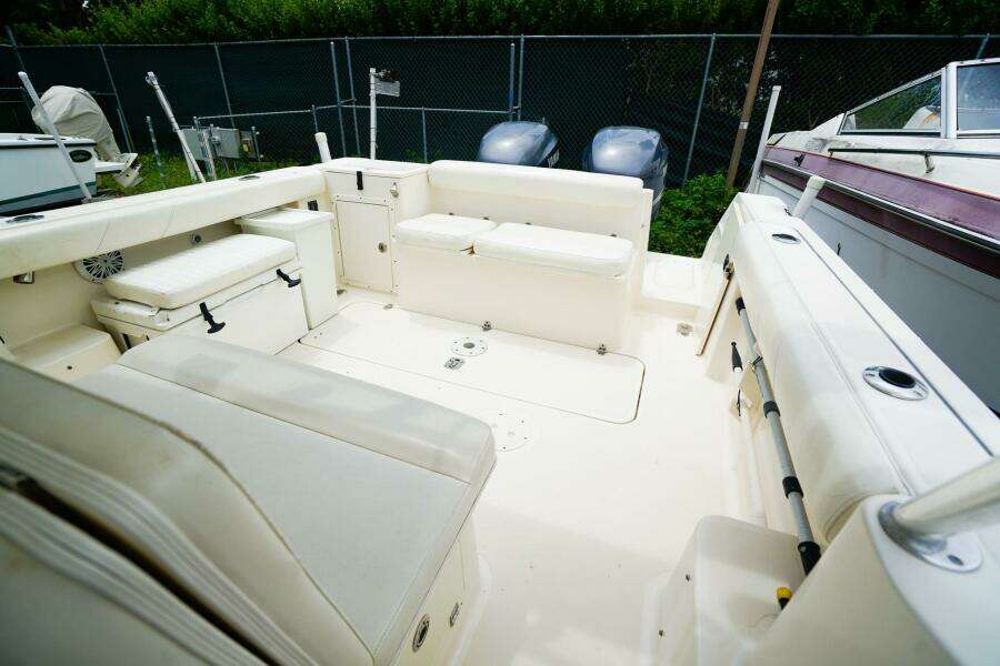 26ft Pursuit Yacht For Sale