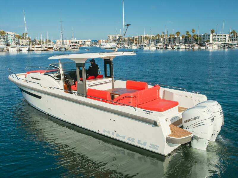 Intrepid 40ft Nimbus Yacht For Sale