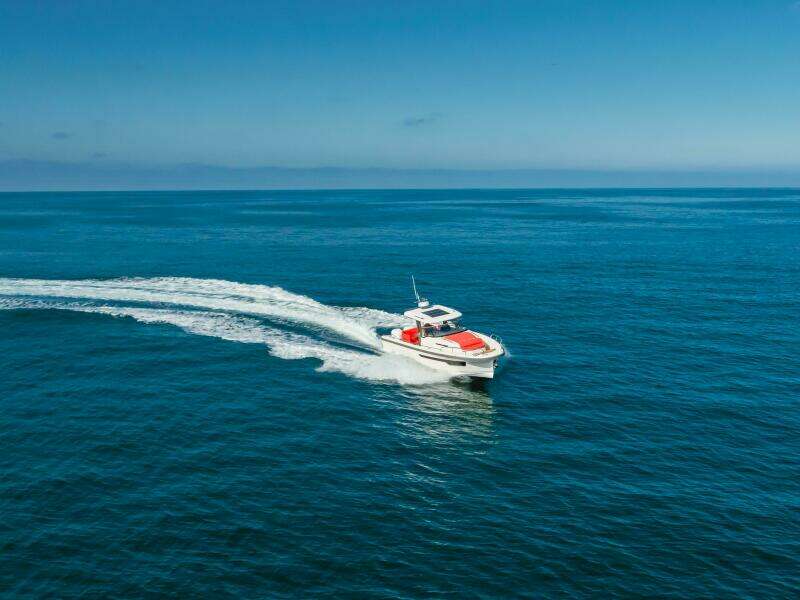 Intrepid 40ft Nimbus Yacht For Sale