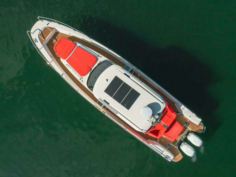 Intrepid 40ft Nimbus Yacht For Sale
