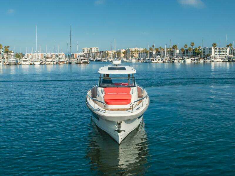 Intrepid 40ft Nimbus Yacht For Sale