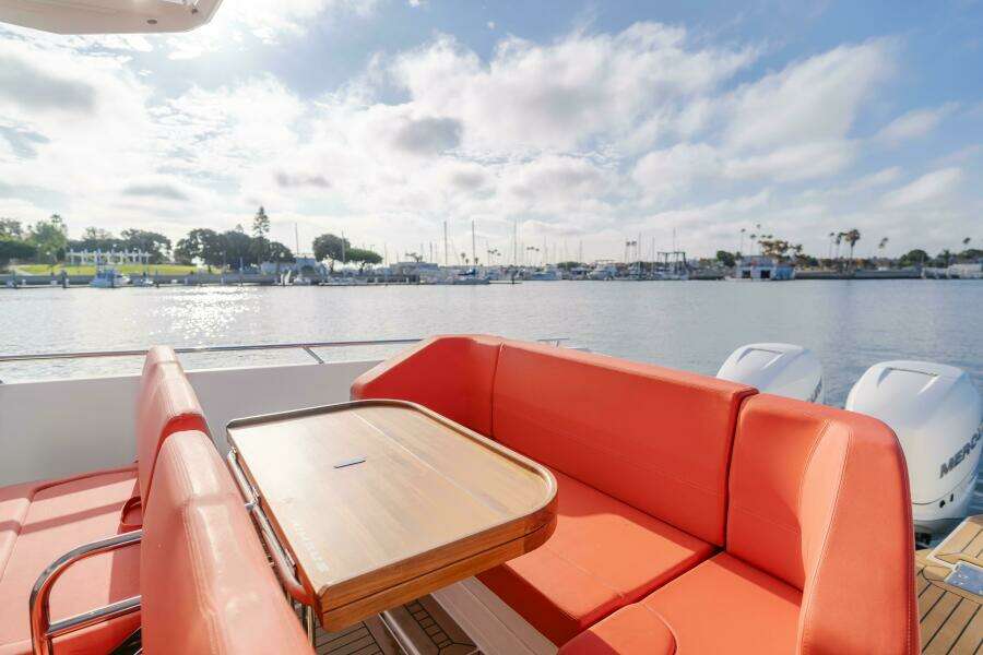 Intrepid 40ft Nimbus Yacht For Sale